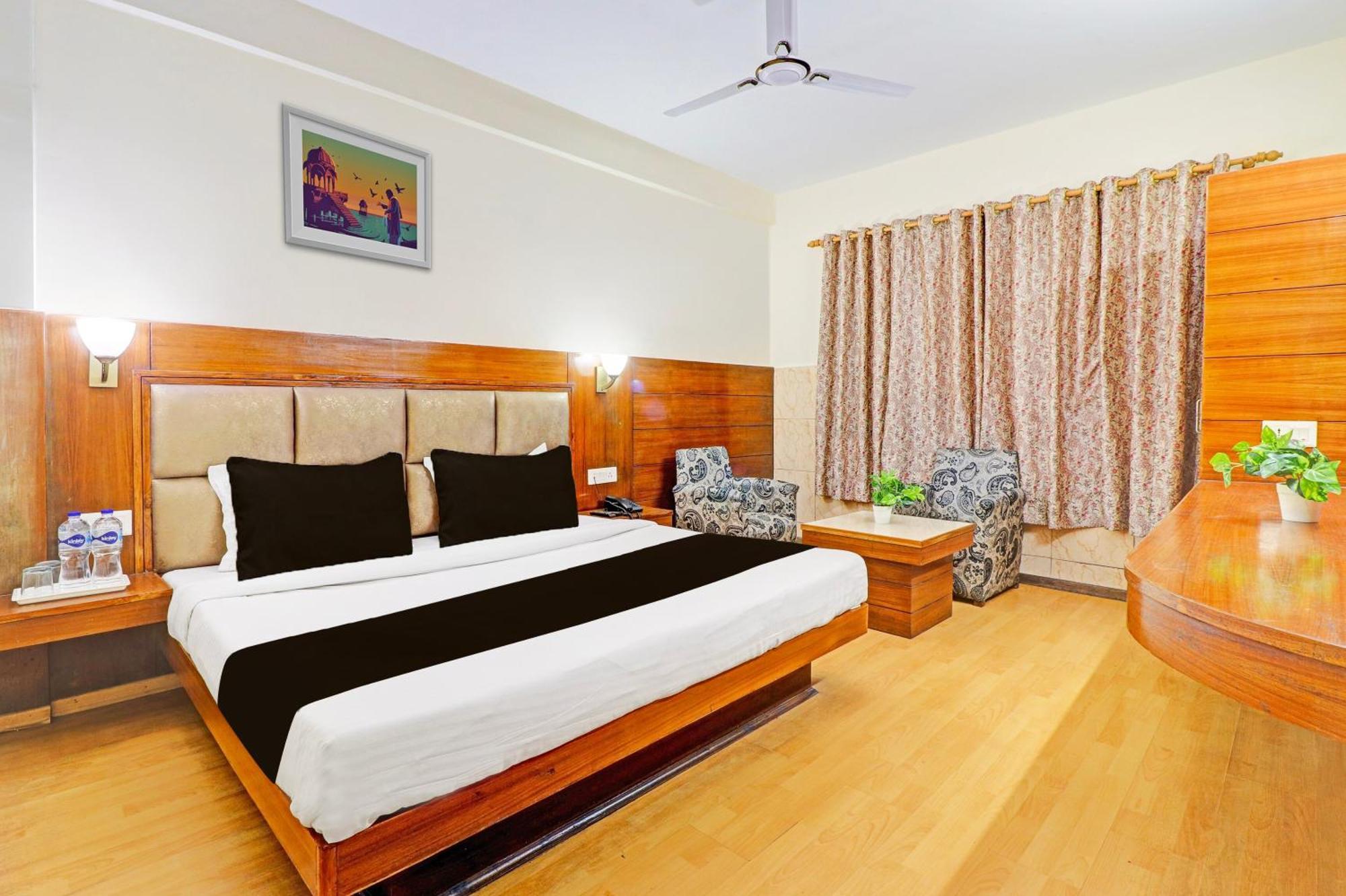 Hotel Super Collection O Pioneer Masuri Exterior foto